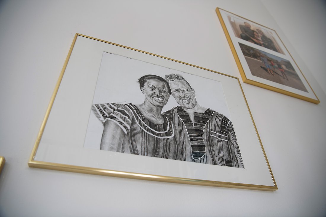 Porträttbild på Emilia och hennes man